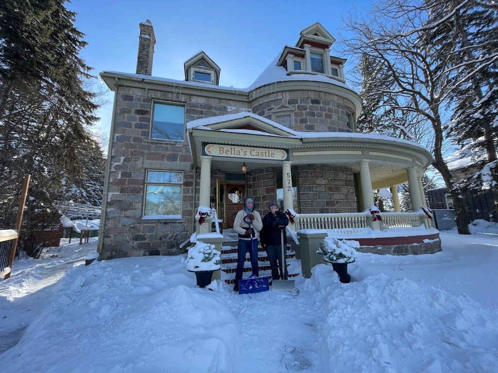 Bella’s Castle | 572 Stephen St, Morden, MB R6M 1R7, Canada | Phone: (204) 823-0810