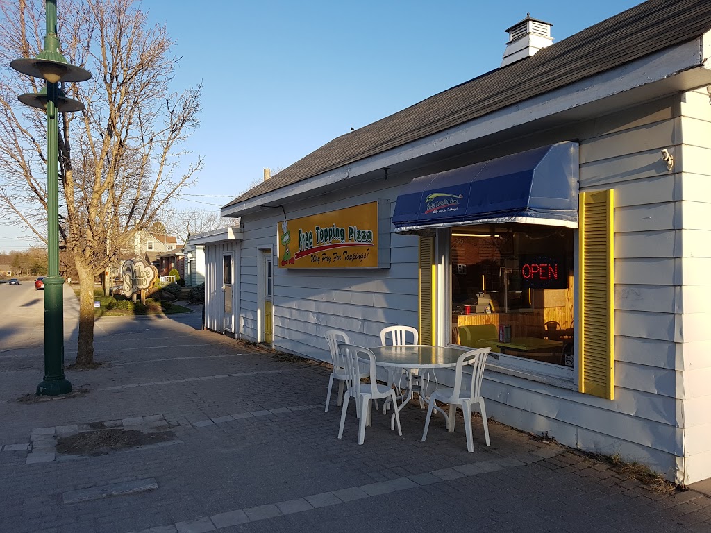 Free Topping Pizza | 17 Queen St, Lakefield, ON K0L 2H0, Canada | Phone: (705) 652-9111