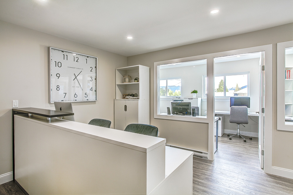 Nest Real Estate Group | 22674 Dewdney Trunk Rd #200, Maple Ridge, BC V2X 3J9, Canada | Phone: (604) 671-4092