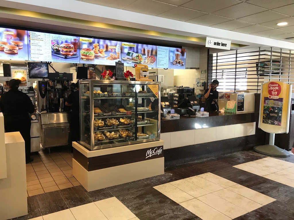 McDonalds | 29-31 Woodward Ave, Toronto, ON M4L 2Y5, Canada | Phone: (416) 463-2124