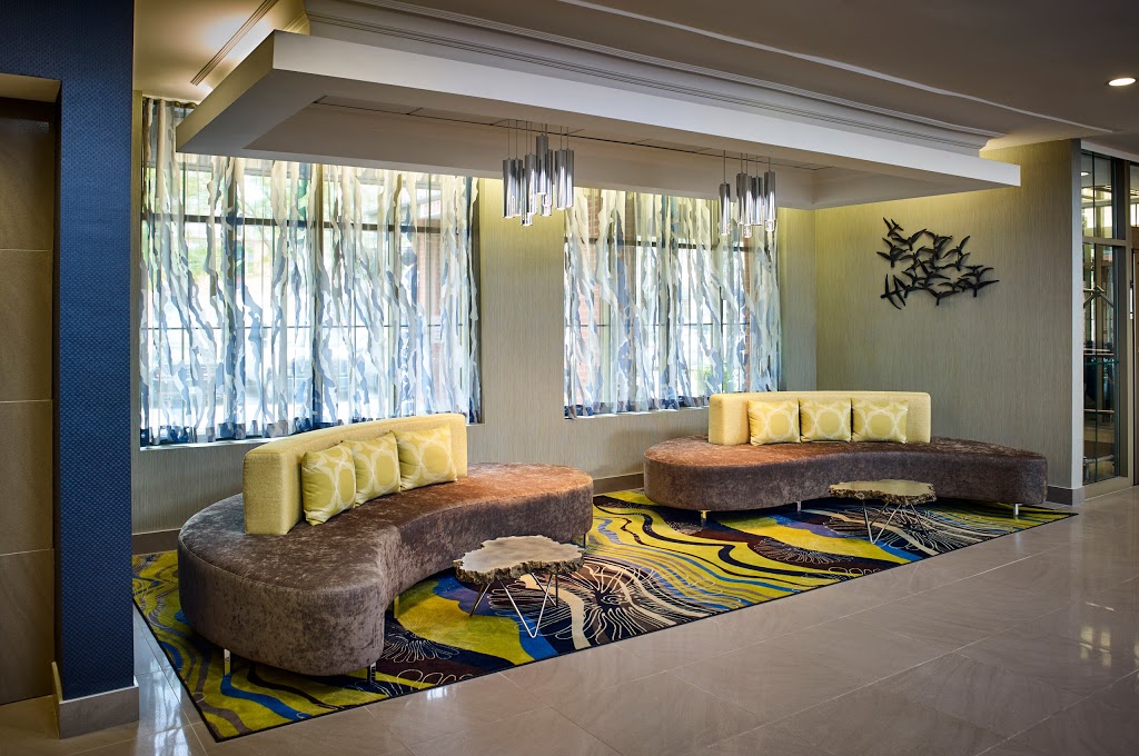Waterfront Hotel Burlington | 2020 Lakeshore Rd, Burlington, ON L7R 4G8, Canada | Phone: (905) 681-5400