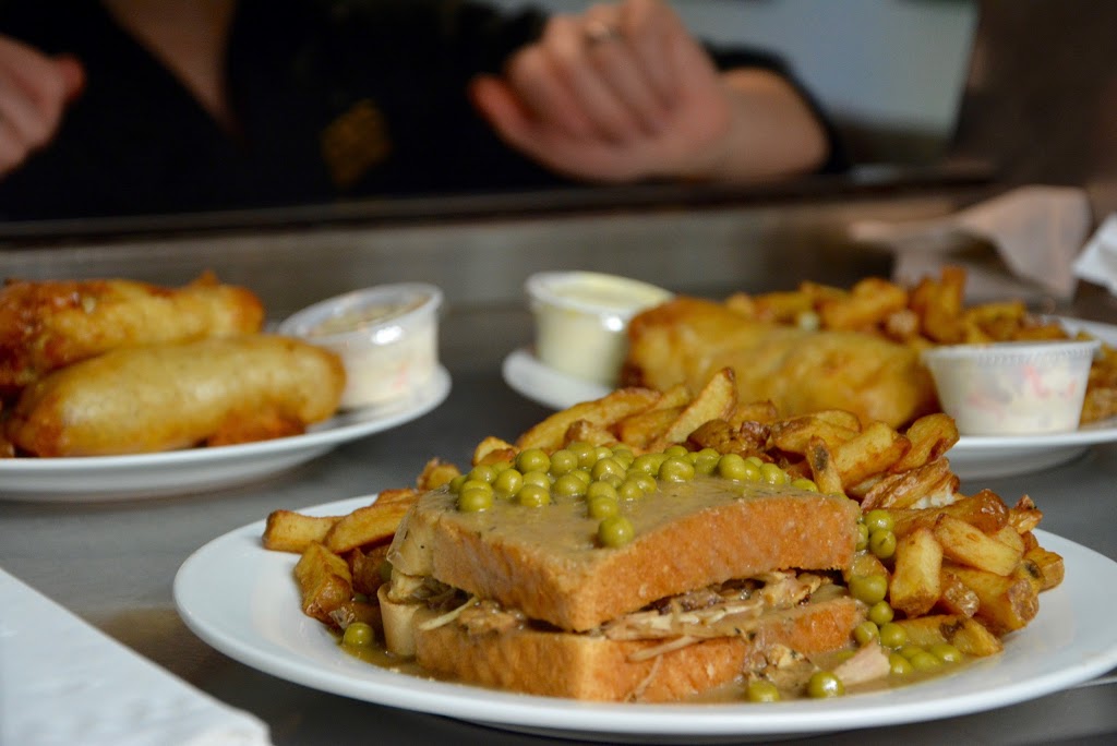 Capers Pub & Eatery | 11400 NB-11, Napan, NB E1N 5G1, Canada | Phone: (506) 352-2250