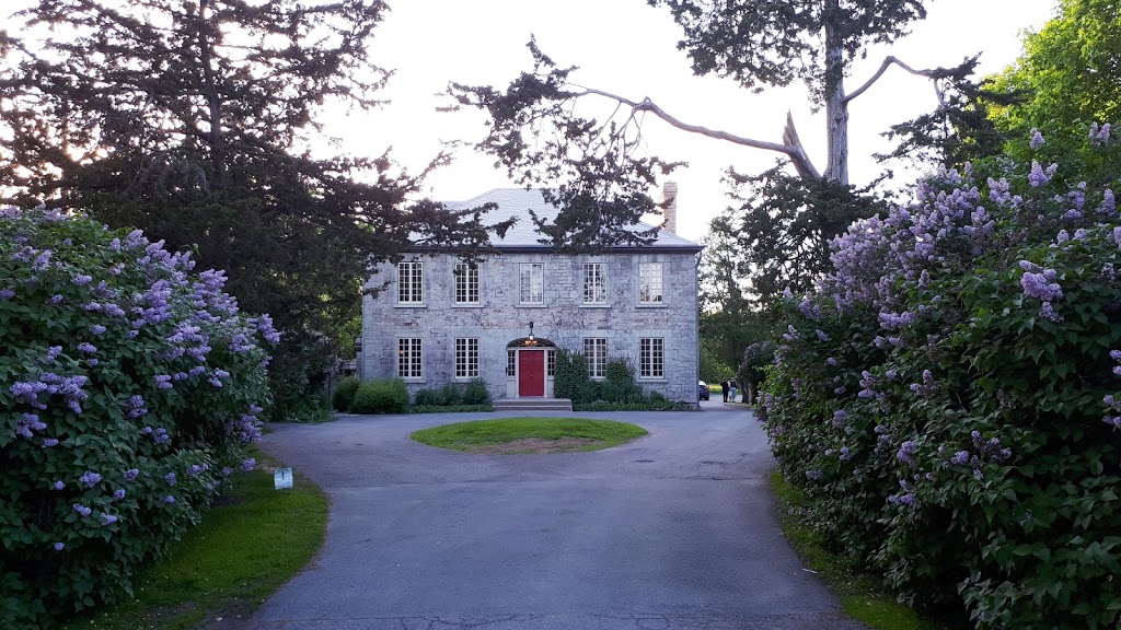 Maplelawn Garden | 497-529 Richmond Rd, Ottawa, ON K2A 0G3, Canada | Phone: (800) 465-1867
