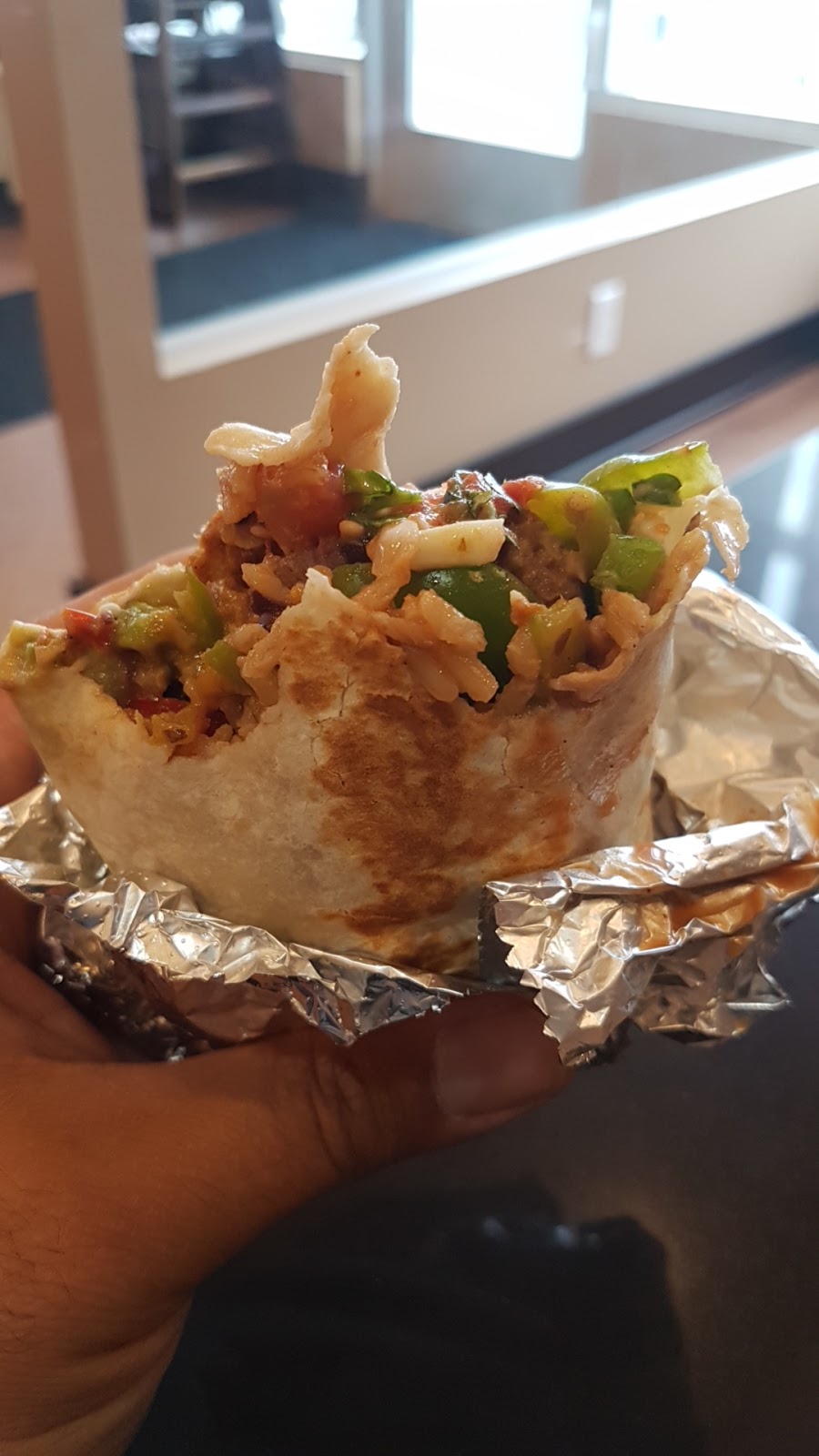 Mucho Burrito Fresh Mexican Grill | 2797 Main St SW, Airdrie, AB T4B 3G3, Canada | Phone: (403) 948-4613