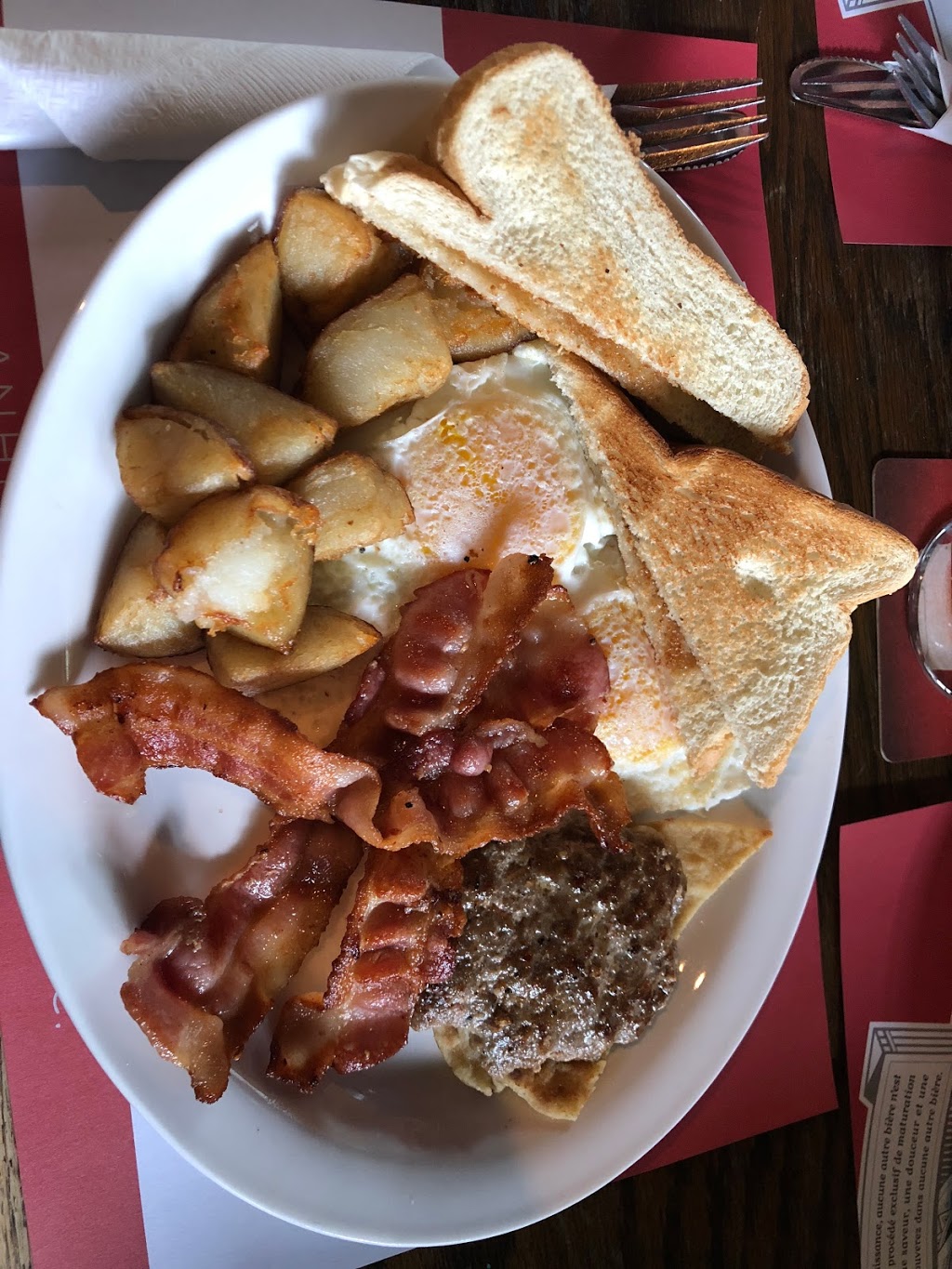 Kellys Pub | 88 Avenue Donegani, Pointe-Claire, QC H9R 2V4, Canada | Phone: (514) 694-6438