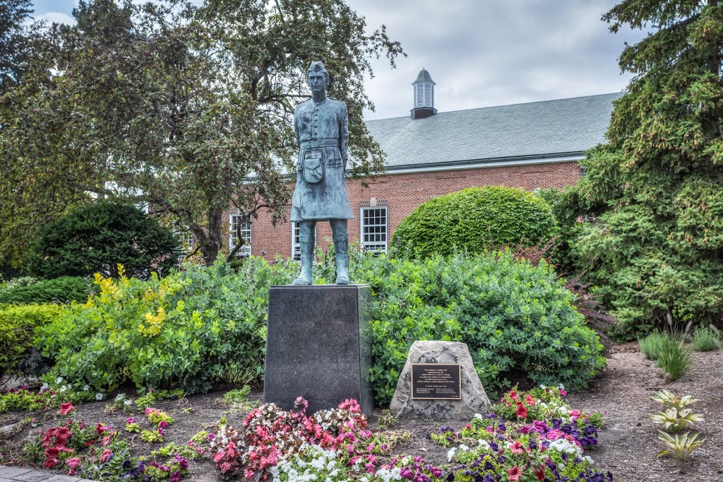St. Andrews College | 15800 Yonge St, Aurora, ON L4G 3H7, Canada | Phone: (905) 727-3178