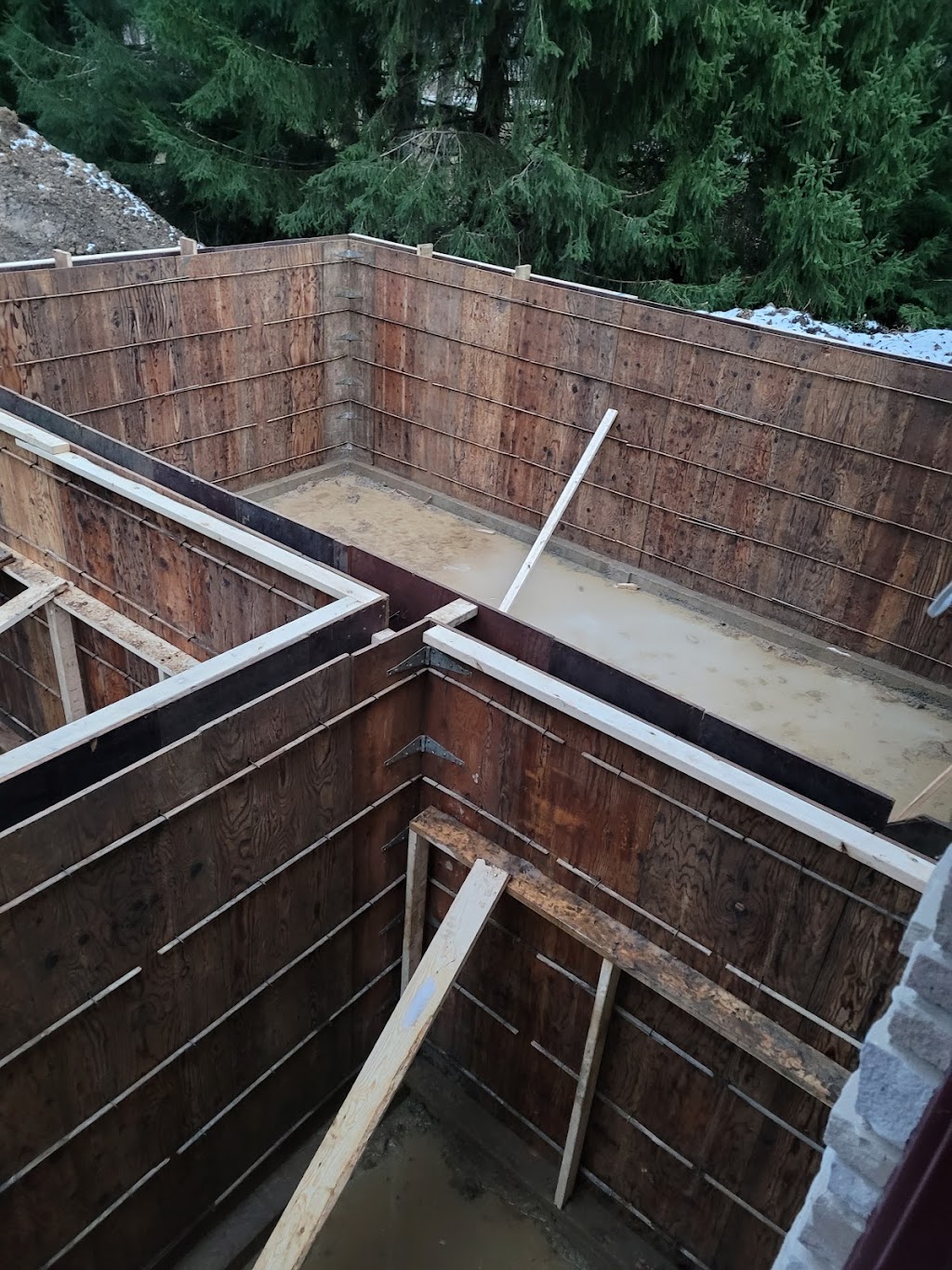 Swift Contracting | 7166 Jones Baseline, Arthur, ON N0G 1A0, Canada | Phone: (519) 994-1322
