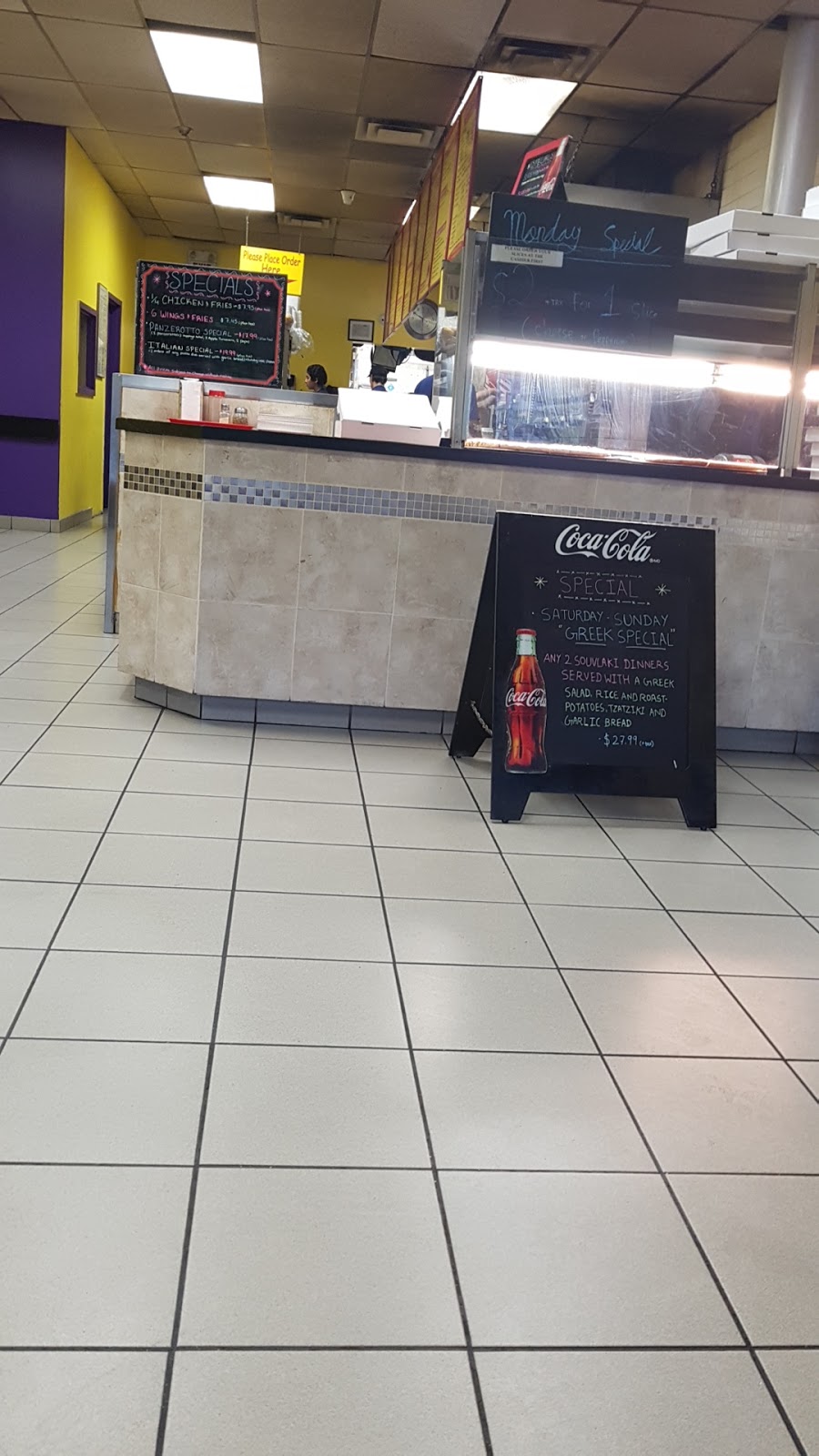 Diamond Pizza | 1349 Danforth Rd, Scarborough, ON M1J 1G7, Canada | Phone: (416) 269-1269