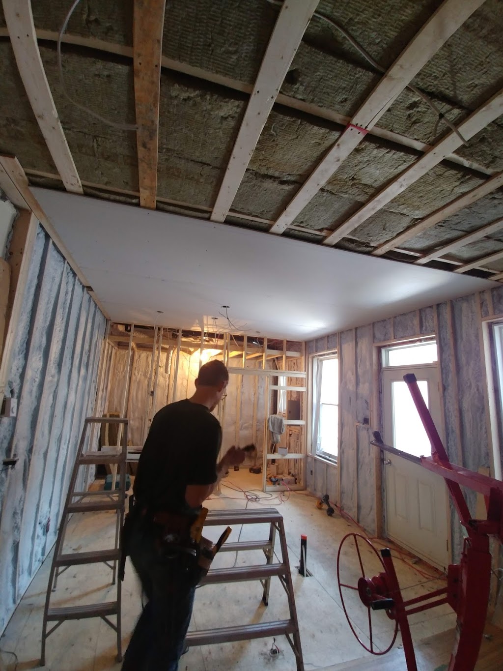 Construction & Rénovation Montérégie CRM | 891 Rue des Frênes, Otterburn Park, QC J3H 0B5, Canada | Phone: (514) 238-2496