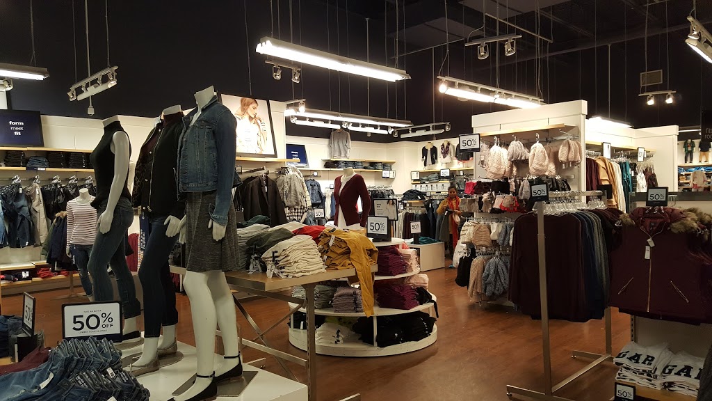 Gap Outlet | 1414 Parsons Rd NW, Edmonton, AB T6N 0B5, Canada | Phone: (780) 468-4848