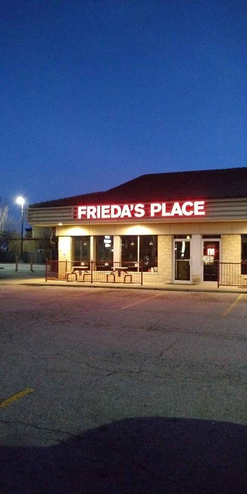 Friedas Place | 210 Pinebush Rd, Cambridge, ON N1R 8A9, Canada | Phone: (519) 740-8880