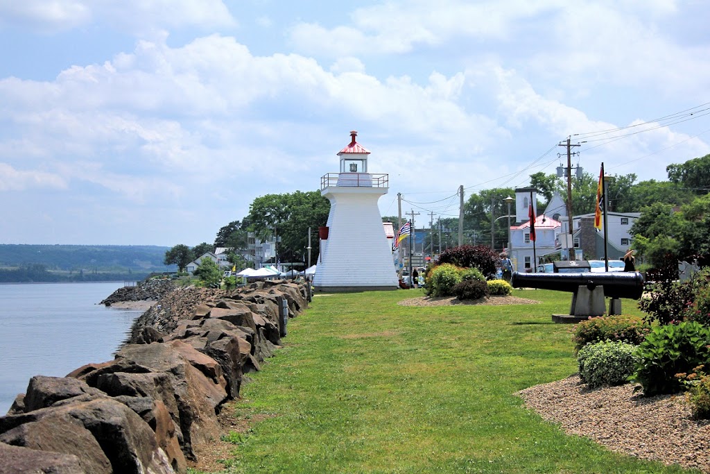 Digby Visitor Information Ctr | 237 Shore Rd, Digby, NS B0V 1A0, Canada | Phone: (902) 245-5714