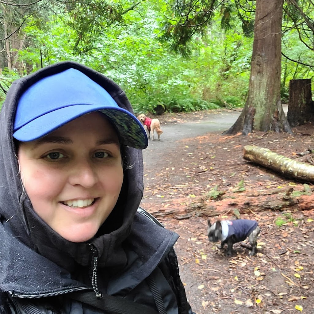 Dog Days Dog Walking | Crescent Rd, Surrey, BC V4A 5R7, Canada | Phone: (506) 470-8856