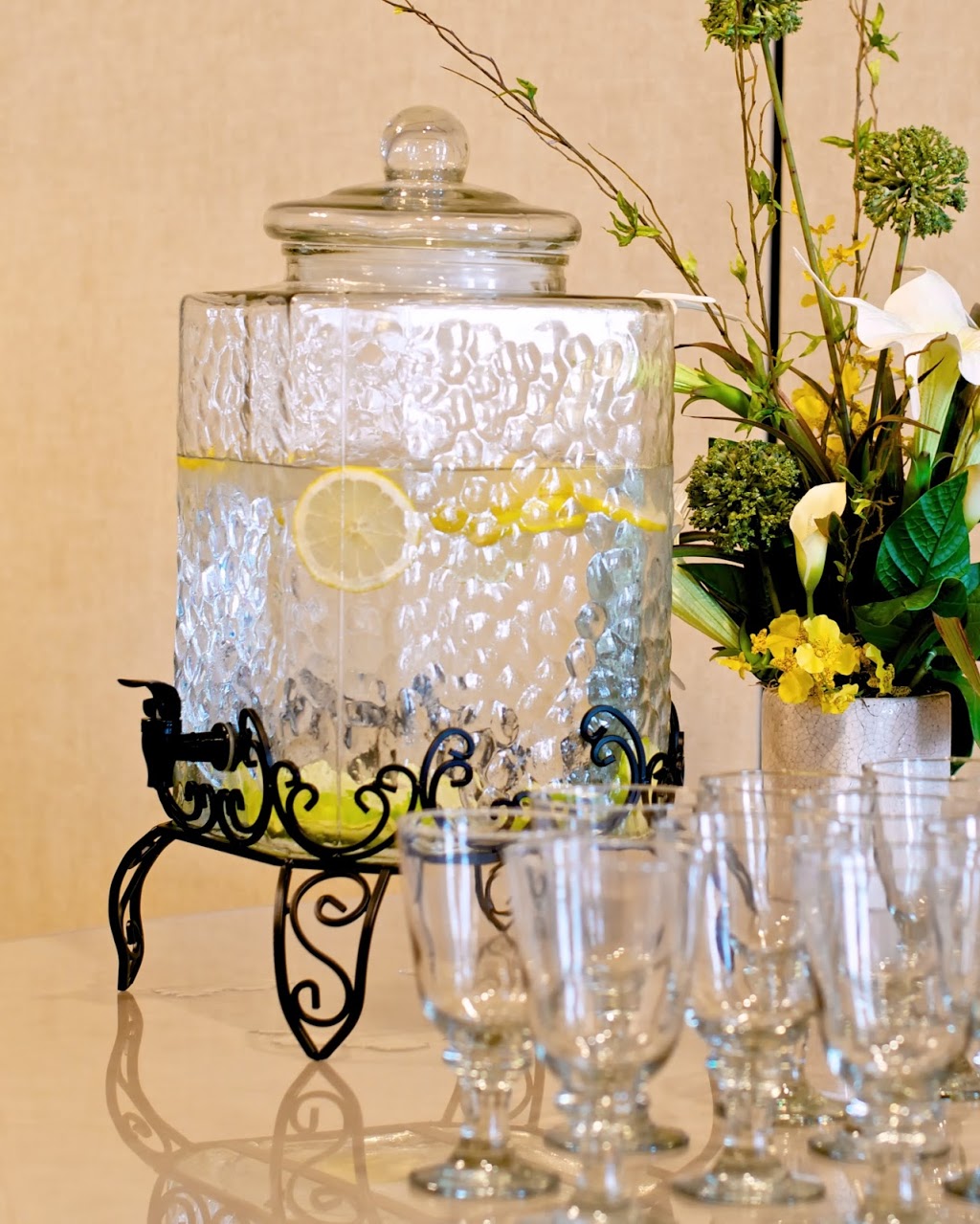 Memorial Funeral Home | 1559 Fanshawe Park Rd E, London, ON N5X 3Z9, Canada | Phone: (519) 452-3770
