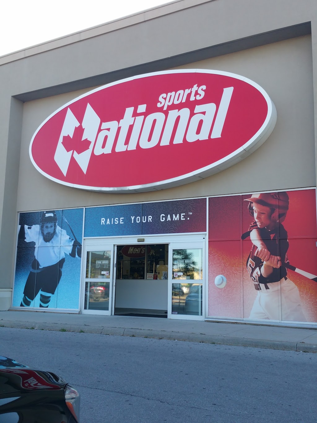 National Sports - Erin Mills | 2921 Eglinton Ave W, Mississauga, ON L5M 6J3, Canada | Phone: (905) 820-4605