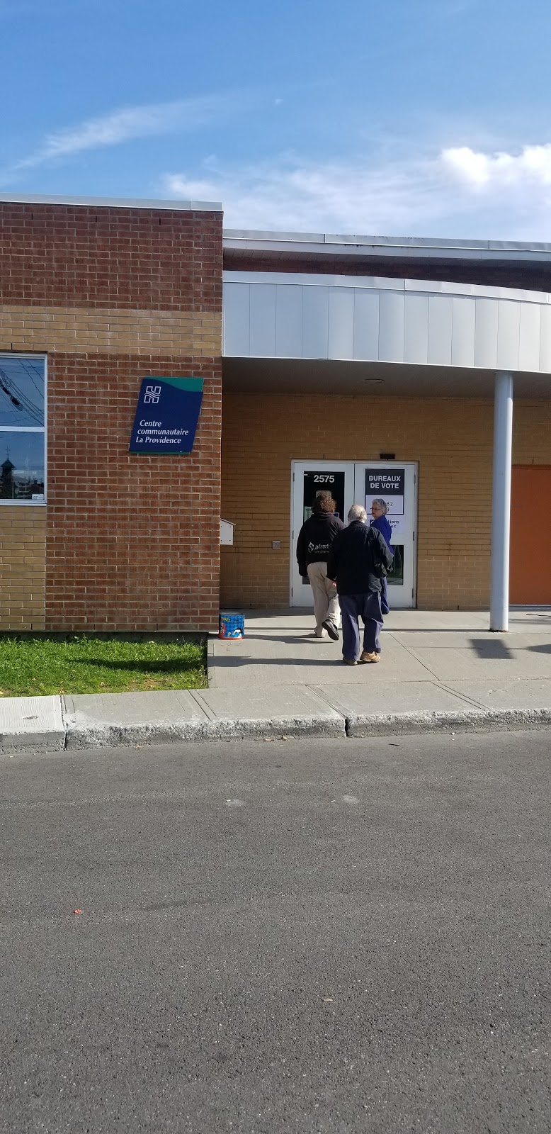 Loisirs La Providence | 2575 Rue Saint-Paul, Saint-Hyacinthe, QC J2T 2A8, Canada | Phone: (450) 773-7711