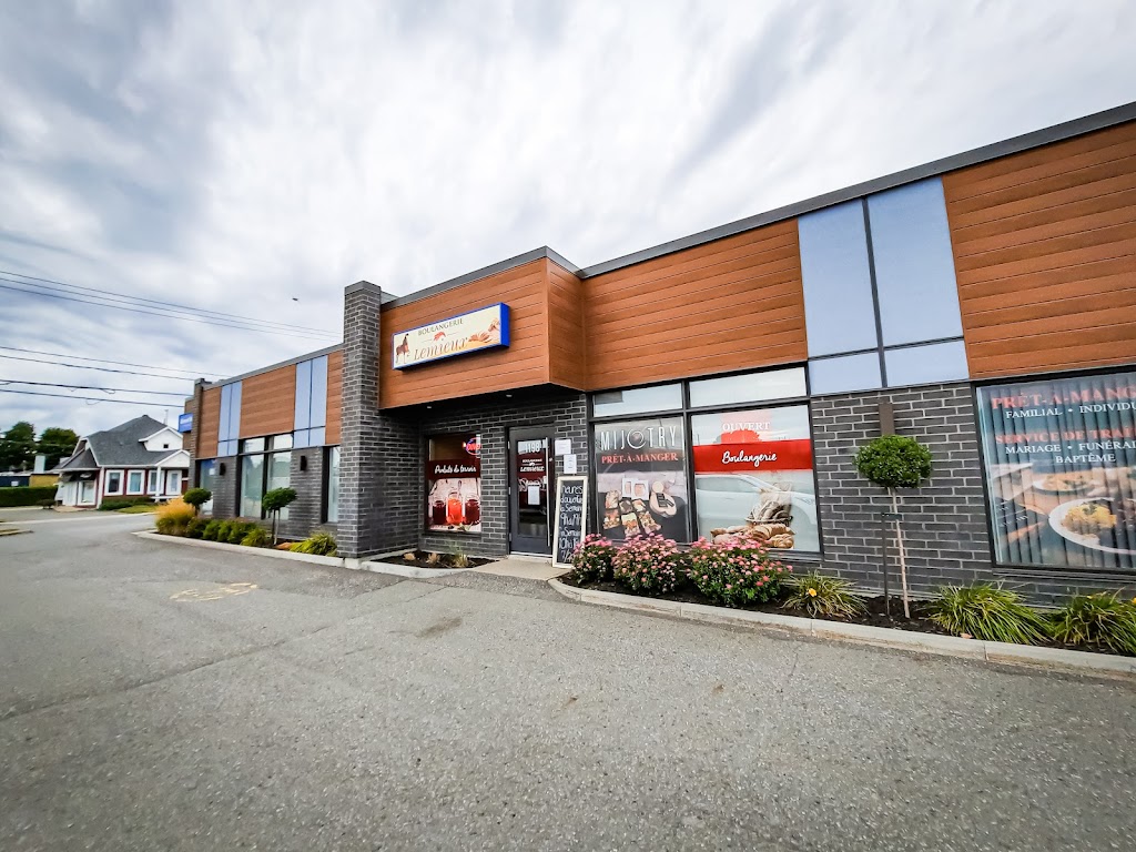 Boulangerie Lemieux | 1198 Av. Saint-Louis, Plessisville, QC G6L 2M5, Canada | Phone: (819) 789-0646