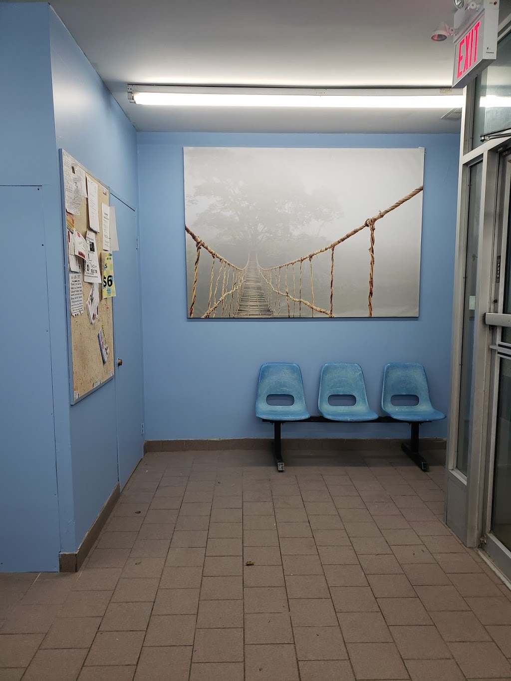 Thistledown Coin Wash | 976 Albion Rd, Etobicoke, ON M9V 1A7, Canada | Phone: (416) 817-3583