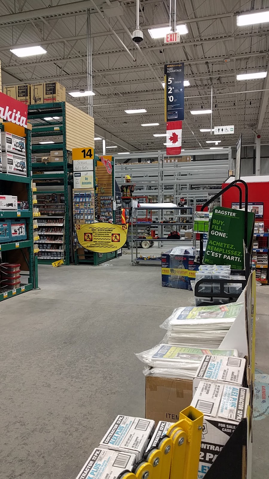 Home & Garden RONA | 1880 Innes Rd, Gloucester, ON K1B 3K5, Canada | Phone: (613) 741-6331