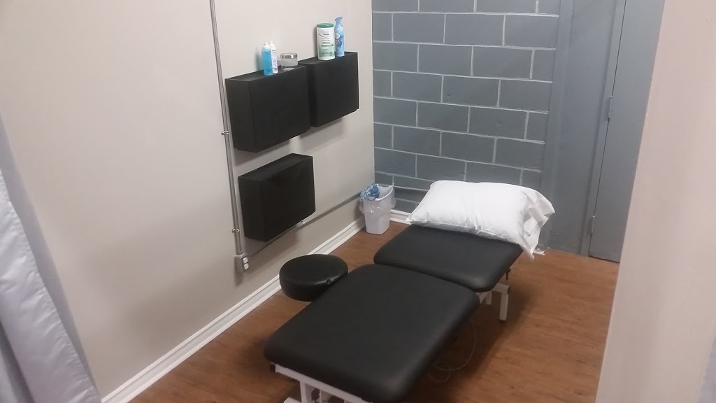 Durham Sports Medicine Center | 3000 Garden St #211, Whitby, ON L1R 2G6, Canada | Phone: (905) 493-5551