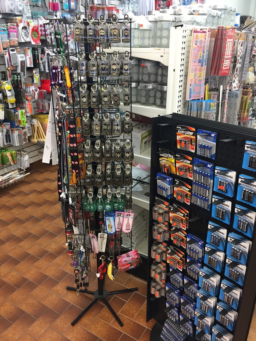 Dollar Village Plus | 416 Kerr St, Oakville, ON L6K 3C1, Canada | Phone: (905) 849-5741