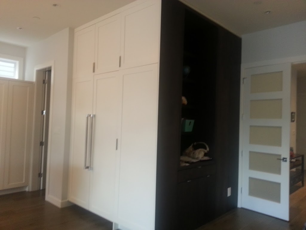 Studio1 Kitchen Design | 6984 Palm Ave, Burnaby, BC V5J 4M3, Canada | Phone: (604) 428-2022