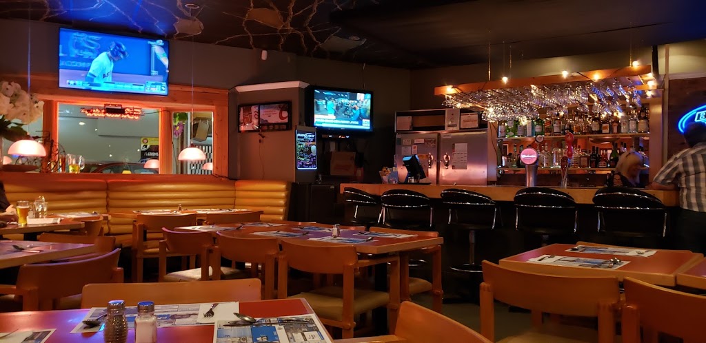 Restaurant-Bar Ambiance | 2 Chemin de lÉquerre, Baie-Saint-Paul, QC G3Z 2Y5, Canada | Phone: (418) 435-6123