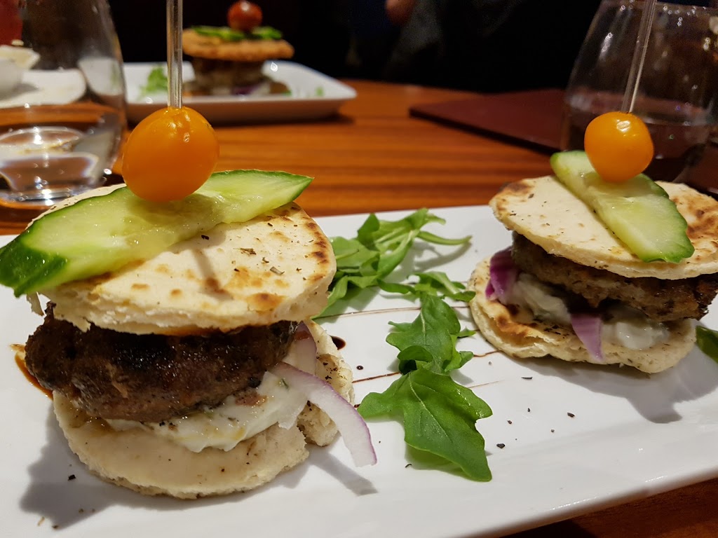 Aroma Meze | 239 Nepean St, Ottawa, ON K2P 0B7, Canada | Phone: (613) 232-1377