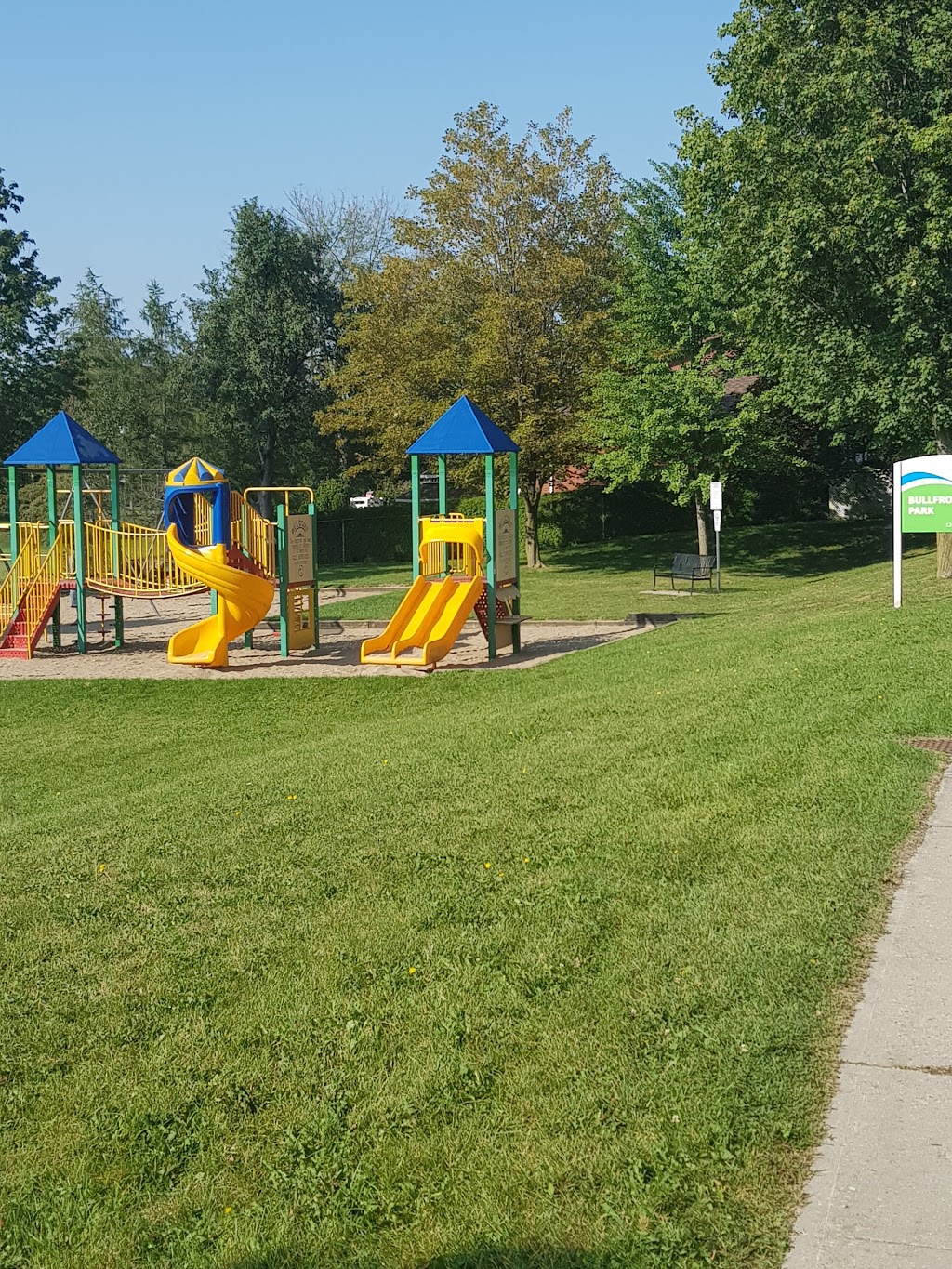 Bullfrog Pond Park | 13 Walnut Dr, Guelph, ON N1E, Canada