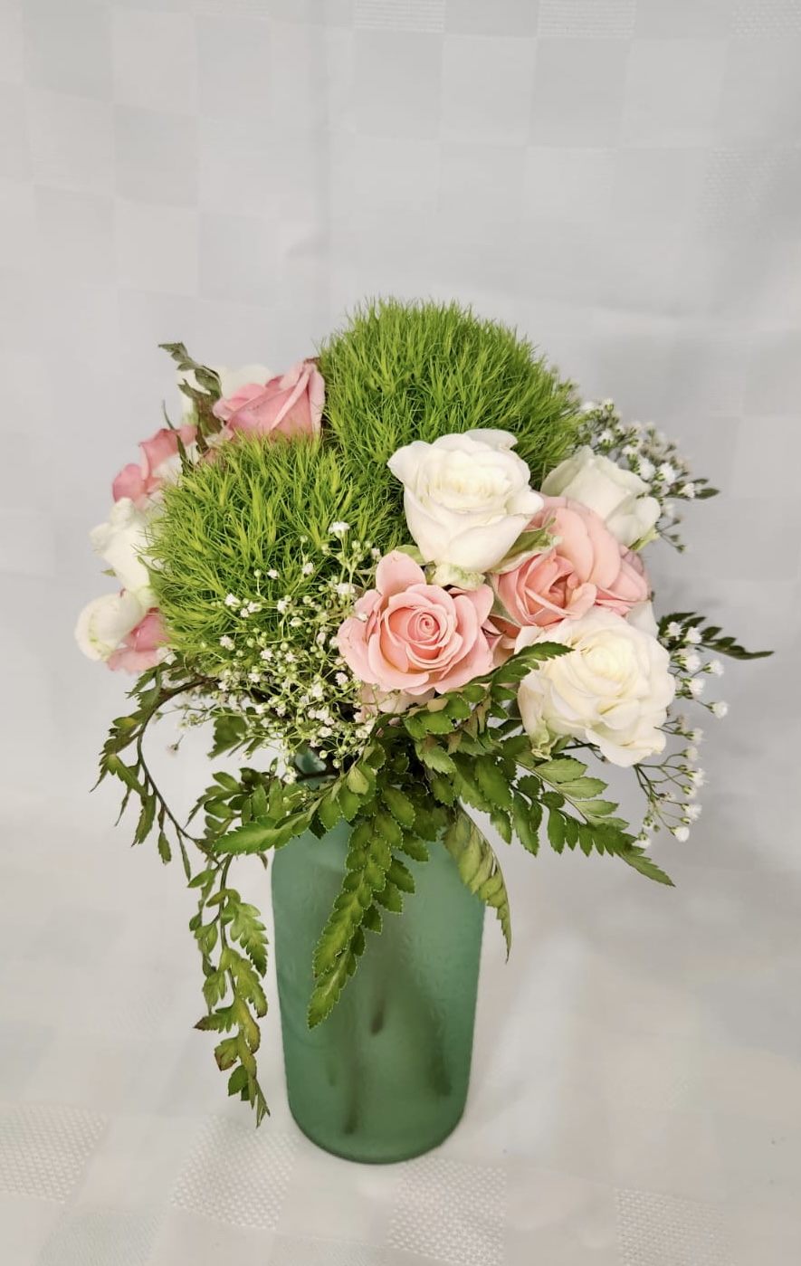Westie Flowers | 5020 54 Ave, Eckville, AB T0M 0X0, Canada | Phone: (403) 358-8414