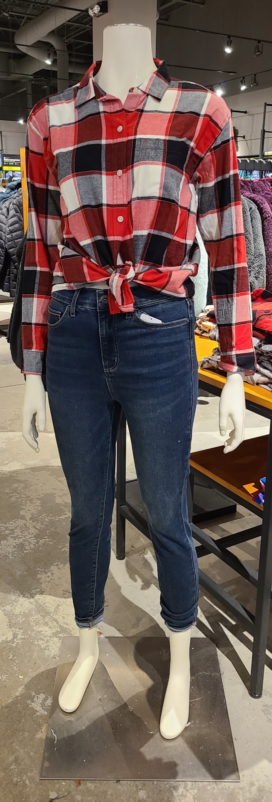 Eddie Bauer | 300 Taylor Rd Unit #317, Niagara-on-the-Lake, ON L0S 1J0, Canada | Phone: (905) 682-9217