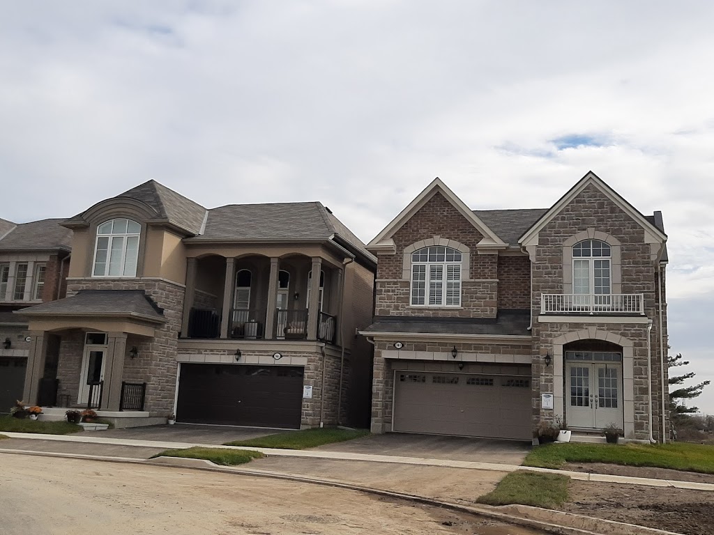Gentiana Vanta Real Estate Broker | 5111 New St, Burlington, ON L7L 1V2, Canada | Phone: (905) 599-2619