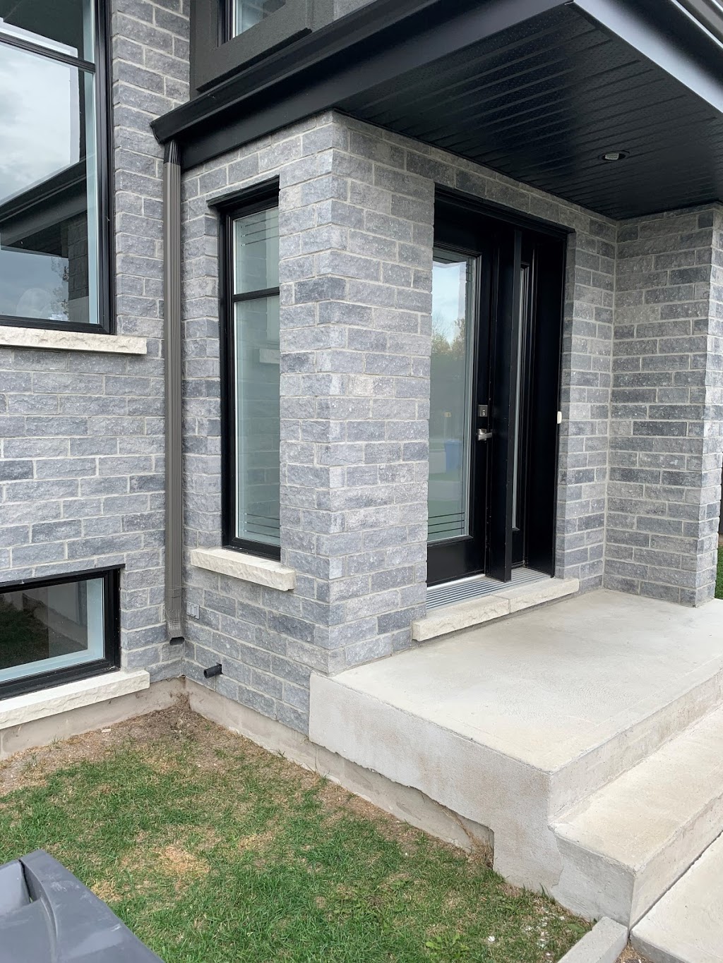 Protex Vitres Teintées et Pare-Pierre Drummondville | 79 Rue Cormier, Drummondville, QC J2C 5C4, Canada | Phone: (819) 818-9199