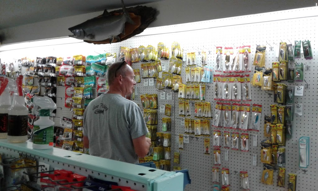 Rotten Ronnies Bait and Tackle | 136 Erie Blvd, Port Rowan, ON N0E 1M0, Canada | Phone: (519) 586-7990