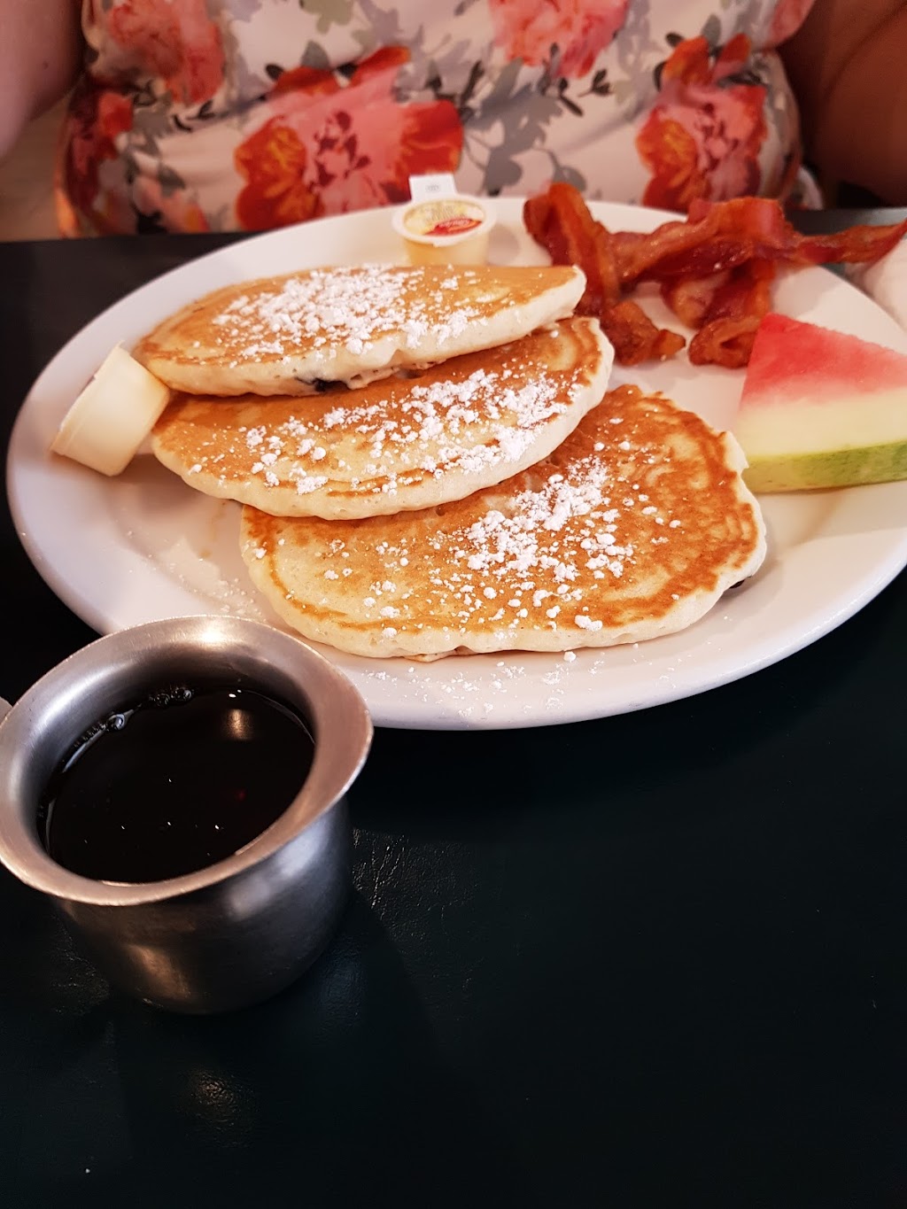 Rockford Restaurant | 317757 6 - 10 Hwy, Rockford, ON, Meaford, ON N4K 5N6, Canada | Phone: (519) 371-6588