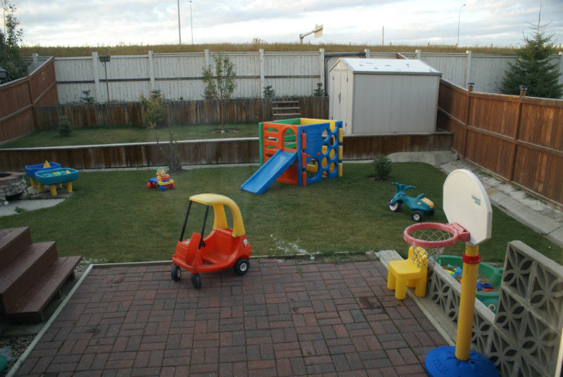 Little Minds Big Learners Dayhome | 141 Citadel Bluff Close NW, Calgary, AB T3G 5E3, Canada | Phone: (403) 208-8336