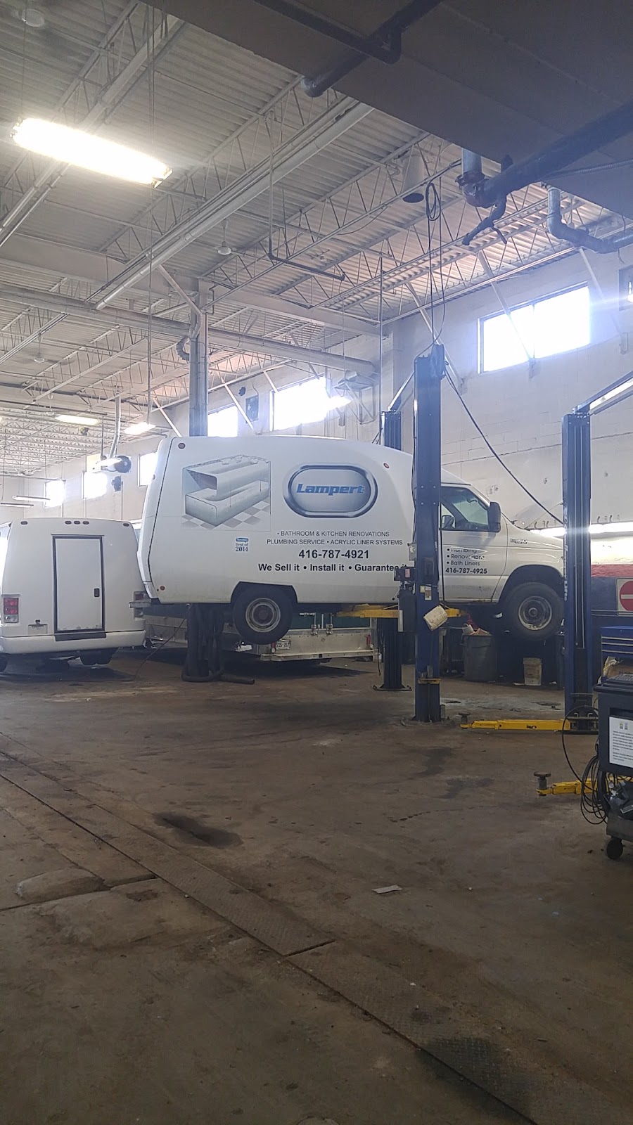 Silver Service Auto Repair Ltd | 840 Caledonia Rd, North York, ON M6B 3Y1, Canada | Phone: (416) 783-1121