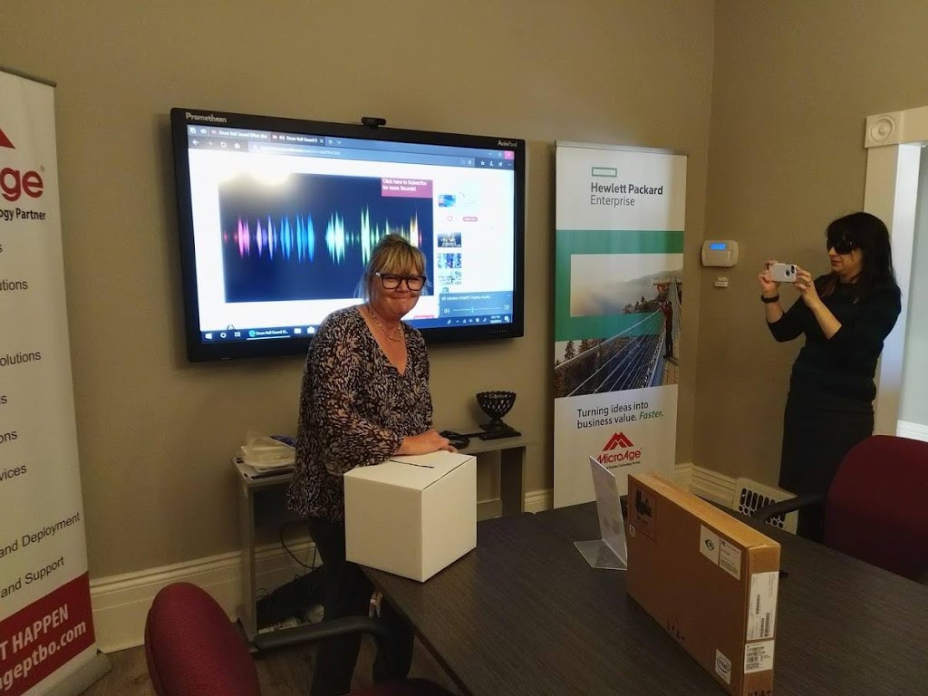 MicroAge Peterborough - Whitby | 267 Stewart St, Peterborough, ON K9J 3M8, Canada | Phone: (705) 876-1177