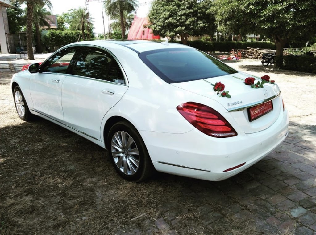 Vancouver wedding car decoration | 535 E 54th Ave, Vancouver, BC V5X 1L5, Canada | Phone: (604) 825-4849