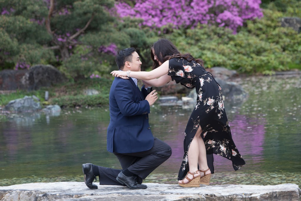 Aglow Photography | 7523 Chem. Eastluc, Côte Saint-Luc, QC H4W 1M7, Canada | Phone: (514) 573-3603