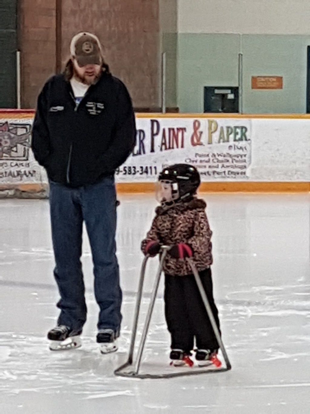 Port Dover Arena | 809 St George St, Port Dover, ON N0A 1N0, Canada | Phone: (519) 583-1700