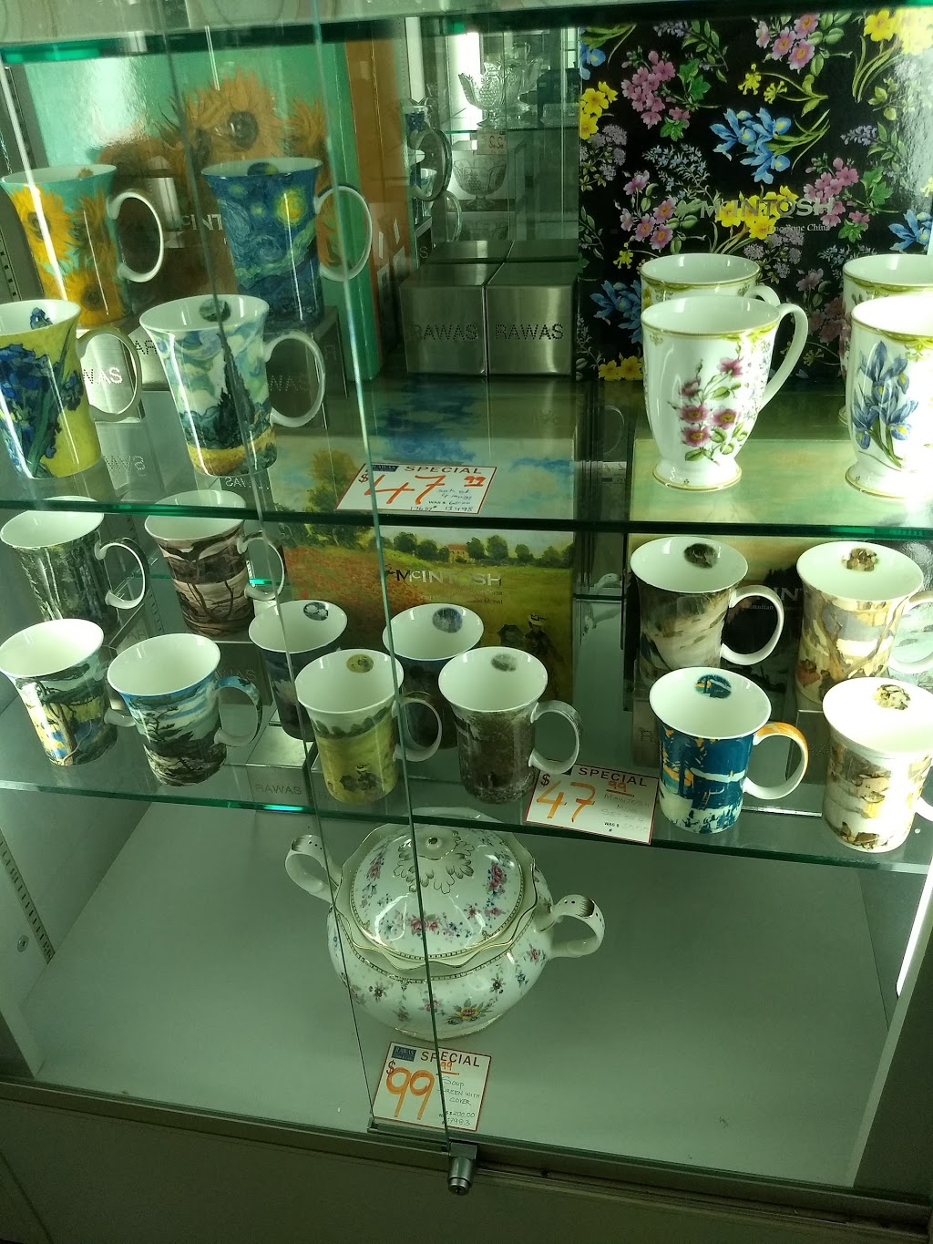 Rawas China And Gift / RoyalGift | 5167 Tomken Rd, Mississauga, ON L4W 1P1, Canada | Phone: (905) 629-9330