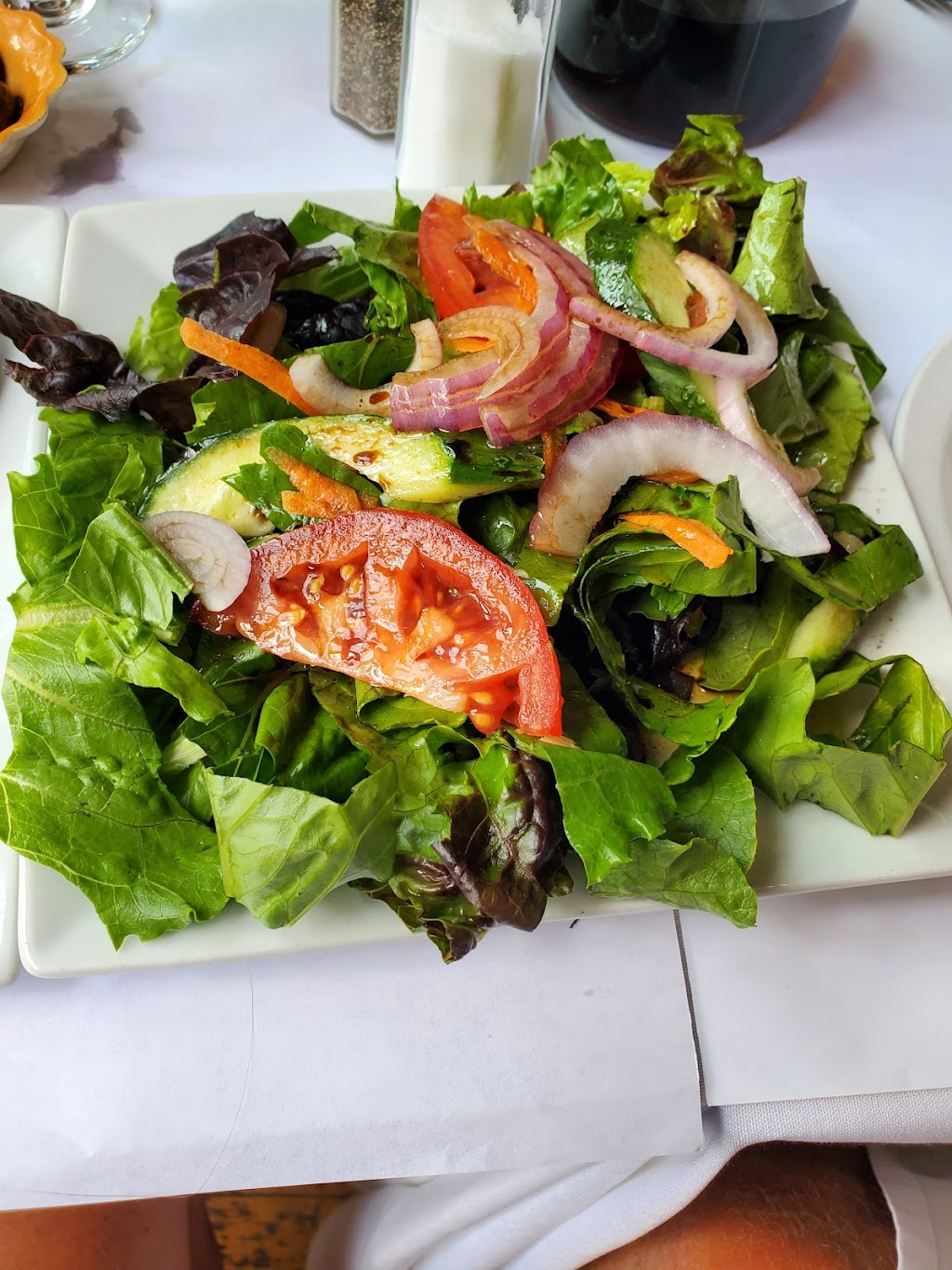 Bairrada | 3124 Rue Beaubien E, Montréal, QC H1Y 2M3, Canada | Phone: (514) 721-4040