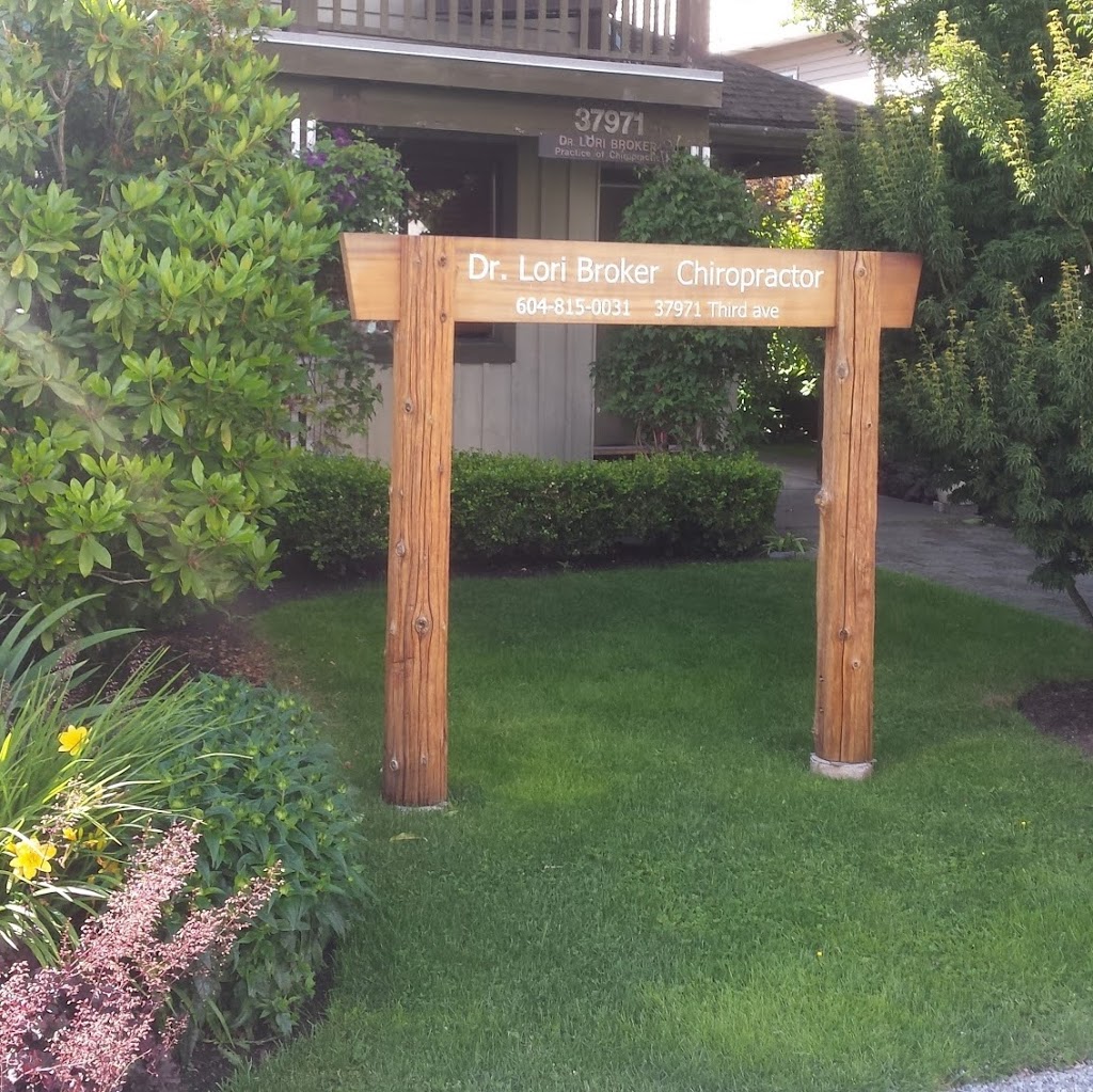 Squamish Family Chiropractic | 37971 3 Ave, Squamish, BC V8B 0A1, Canada | Phone: (604) 815-0031
