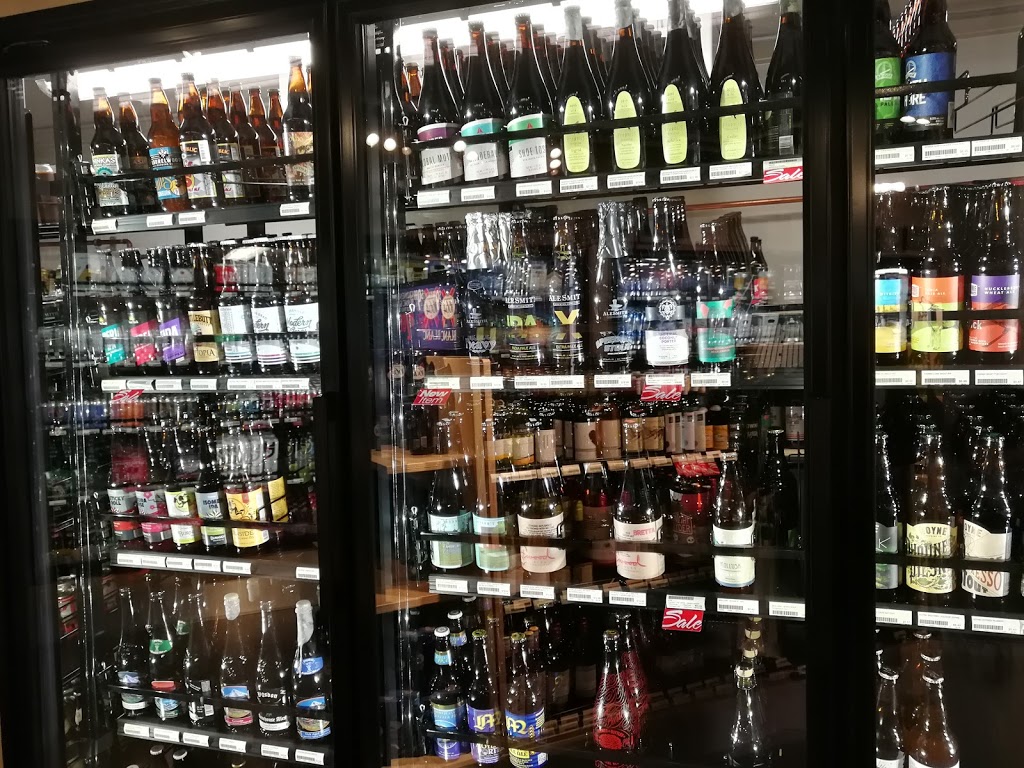 Sevenoaks Liquor Store | 401A - 32900 South Fraser Way, Abbotsford, BC V2S 5A1, Canada | Phone: (604) 744-4322