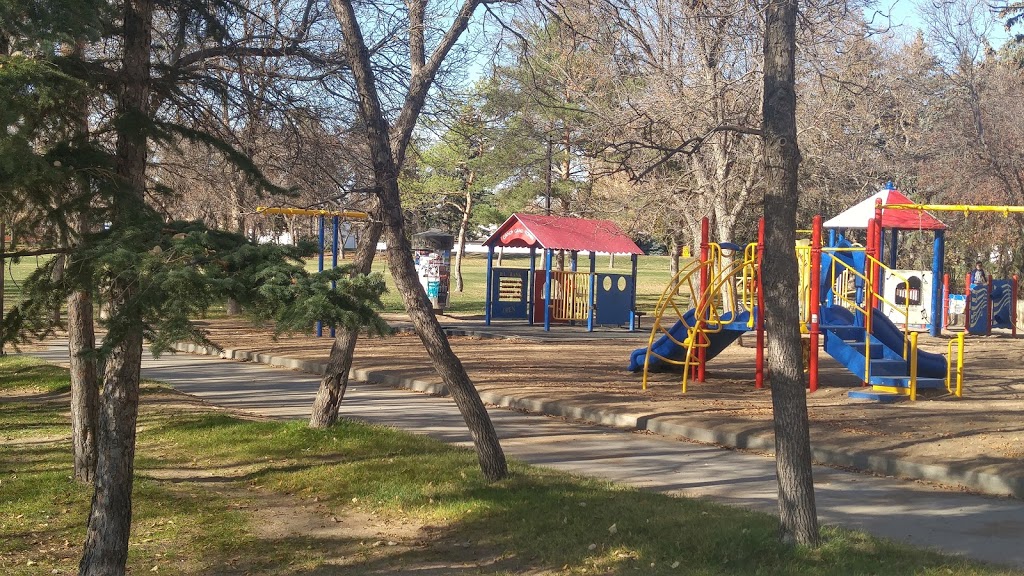 Candy Cane Park Playground | 503-547 19 Ave, Regina, SK S4N, Canada | Phone: (306) 522-3661