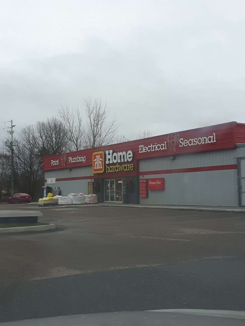 Arnprior Home Hardware | 290 Daniel St S, Arnprior, ON K7S 2M2, Canada | Phone: (613) 623-2516