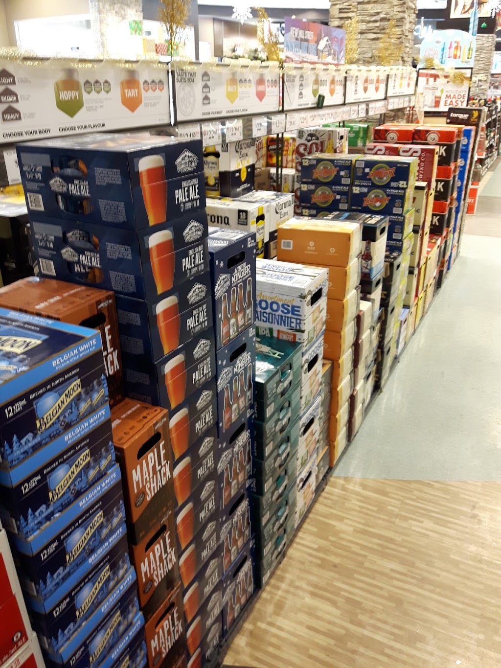 Rivergrove Liquor Mart | 2615 Main St, Winnipeg, MB R2V 4W3, Canada | Phone: (204) 987-4028