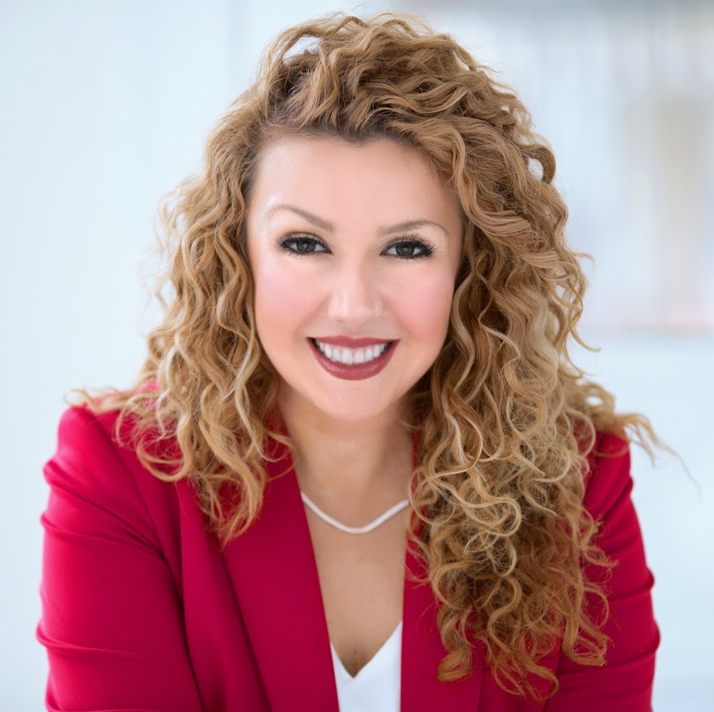 Johana Aldana Villamizar - Realtor at Coldwell Banker Peter Benn | 508 Riverbend Dr, Kitchener, ON N2K 3S2, Canada | Phone: (226) 600-8952