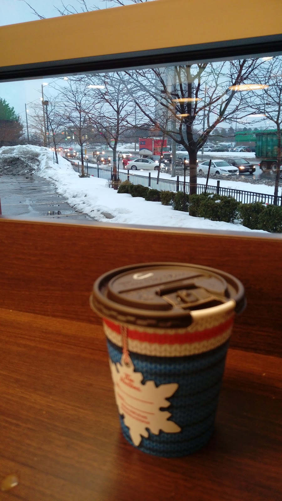 Tim Hortons | 4100 Dixie Rd, Mississauga, ON L4W 1M3, Canada | Phone: (905) 602-6592